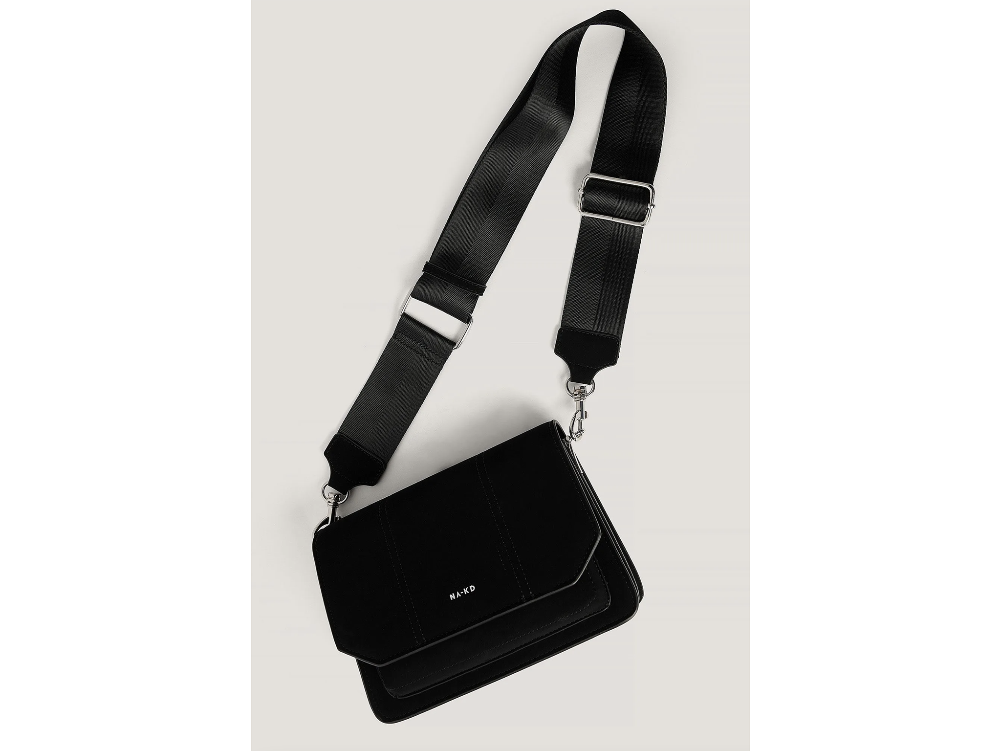 00s UK Label cross body bag deadstock | www.fleettracktz.com